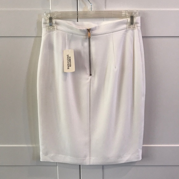NWT White panel skirt - Picture 2 of 4
